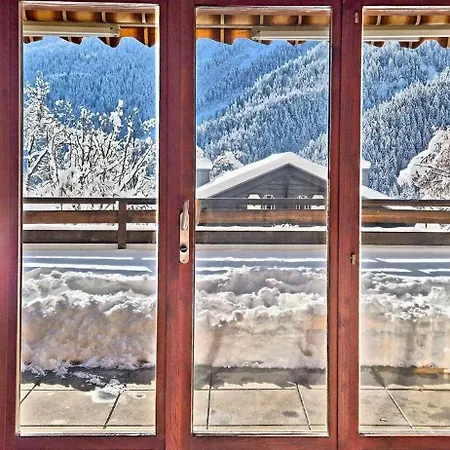 Charming Vintage Flat Near Slopes * Ovronnaz