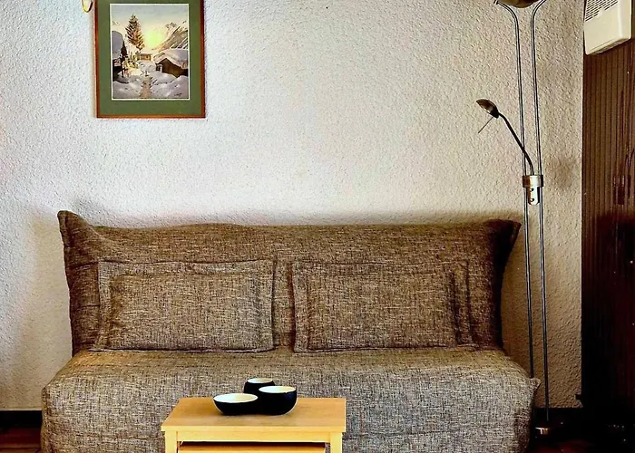 Διαμέρισμα Charming Vintage Flat Near Slopes Ovronnaz