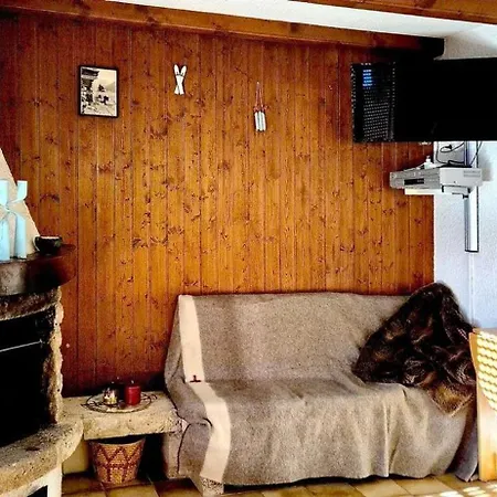 Daire Charming Vintage Flat Near Slopes Ovronnaz
